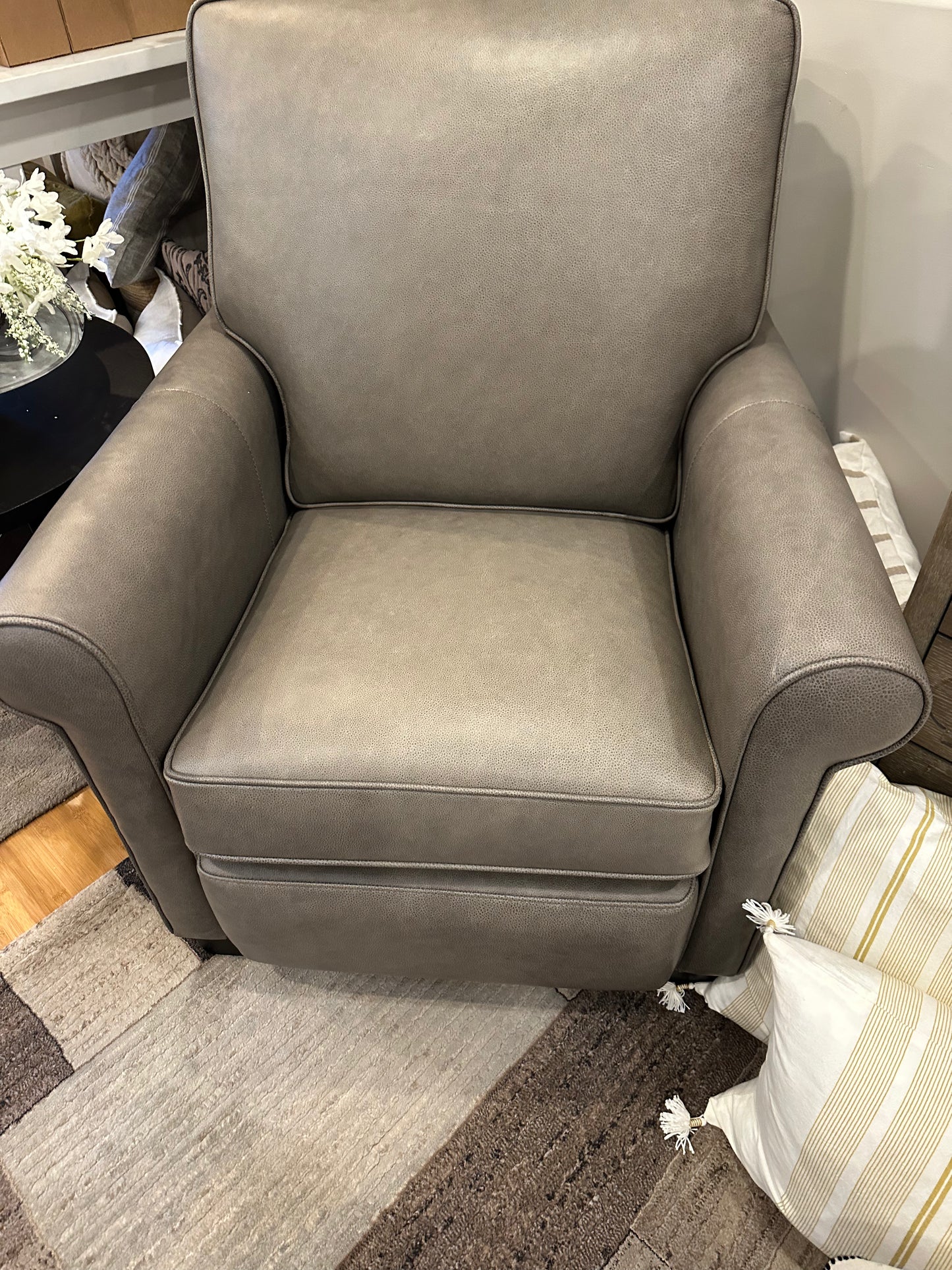 Flair Power Reclining Leather Chair